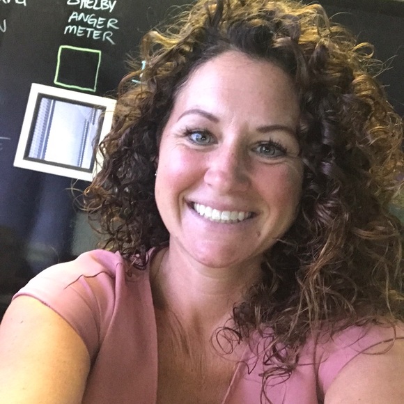 Meet your Posher, Sarah - Picture 1 of 1